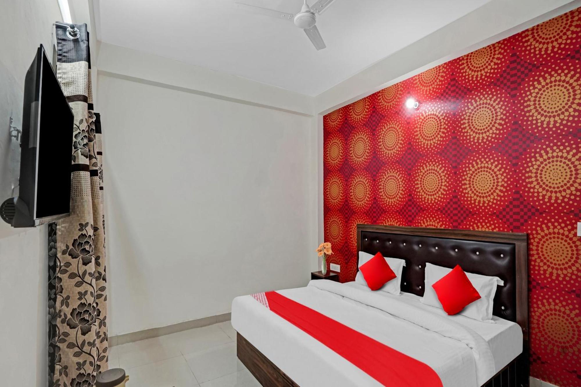 Hotel O Avs Hotel & Restaurant Noida Eksteriør billede